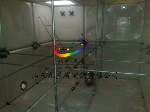组合式玻璃钢水箱内部构造
